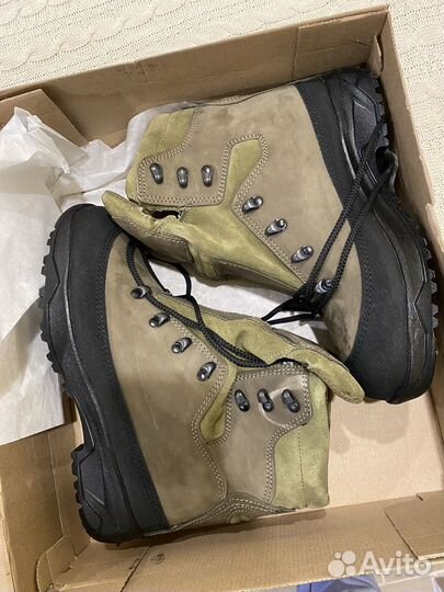 Треккинговые ботинки мужские