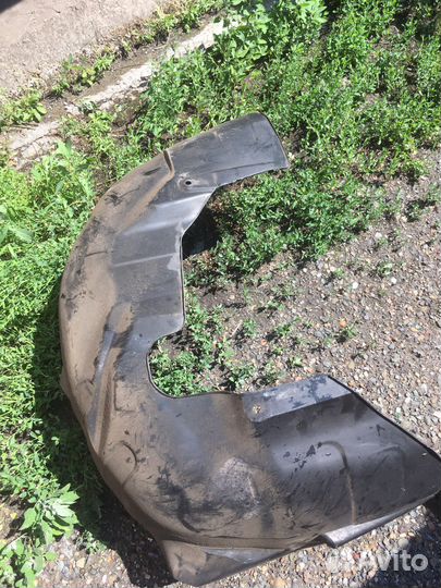 Подкрылок suzuki grand vitara 2005-2015