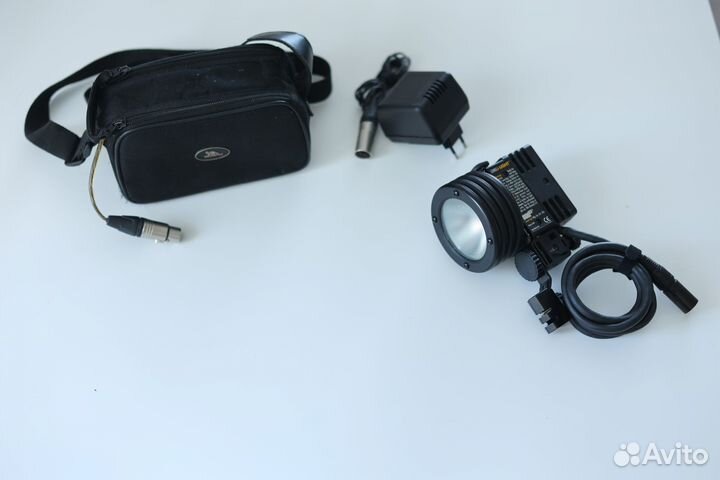 Осветитель (видеосвет) Lowel id-light 100W