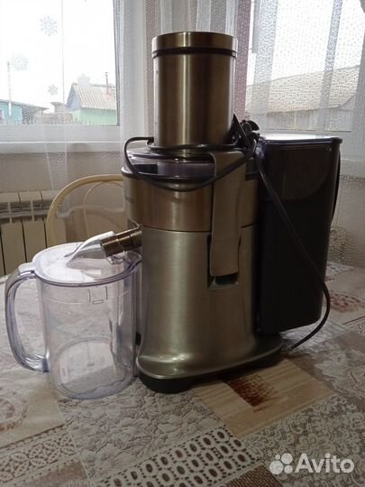 Соковыжималка kenwood je850