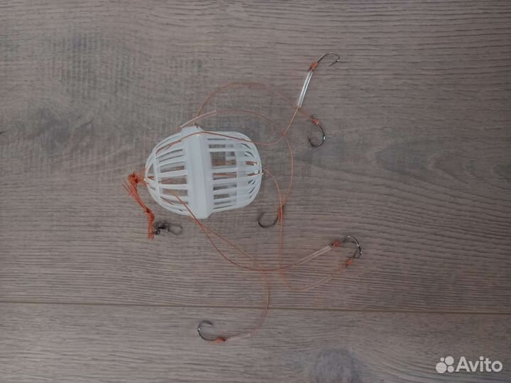 Кормушка для рыб