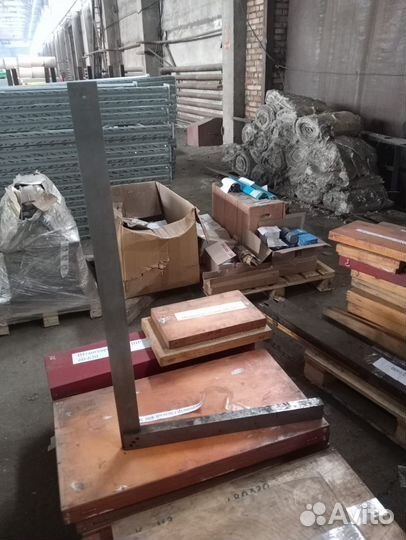 Угольник поверочный слесарный уш 1000х630