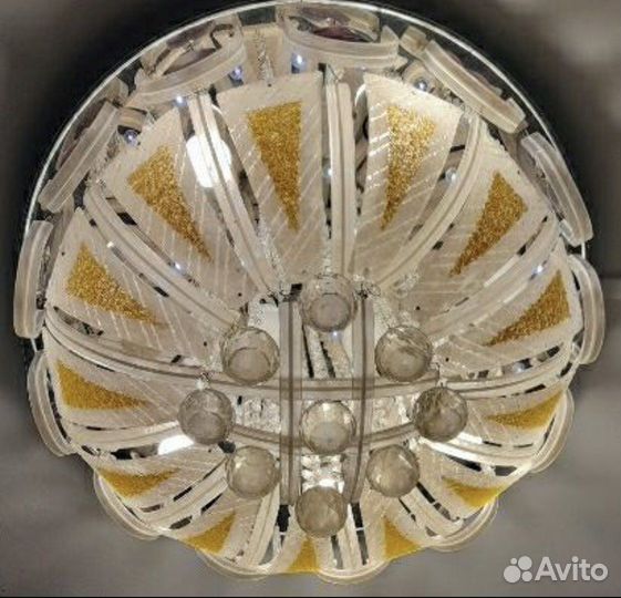 Люстра потолочная