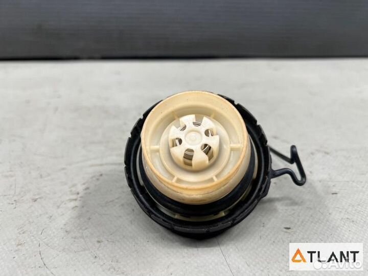 Крышка бензобака toyota voxy