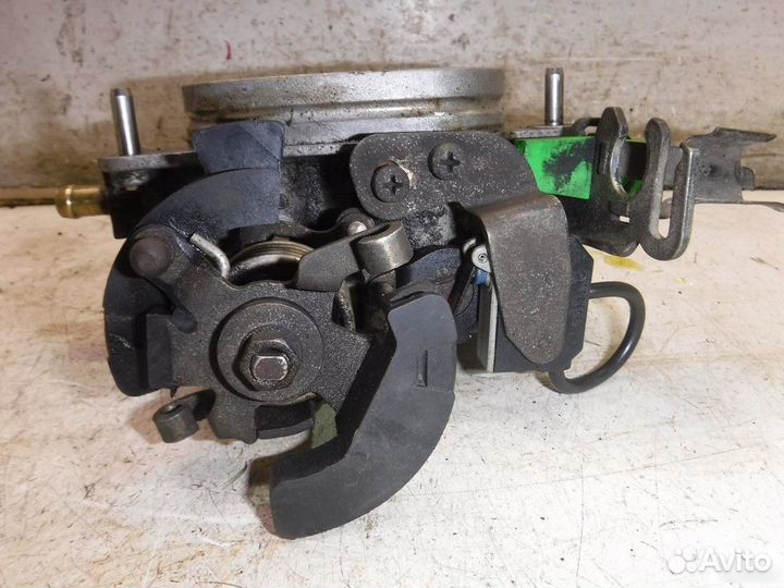 Заслонка дроссельная Audi 100 C4 ABC