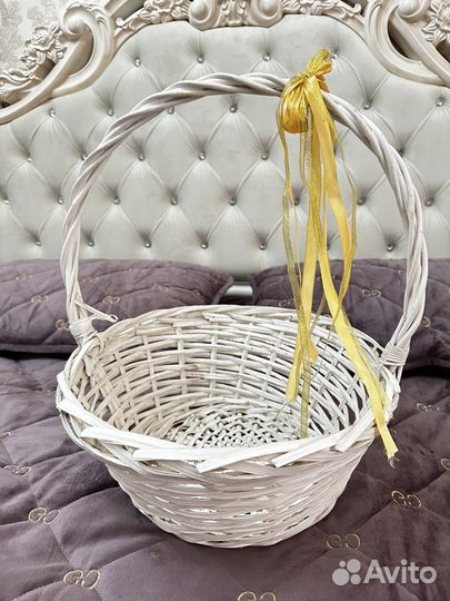 Корзина плетеная