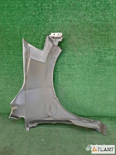 Крыло переднее левое nissan tiida