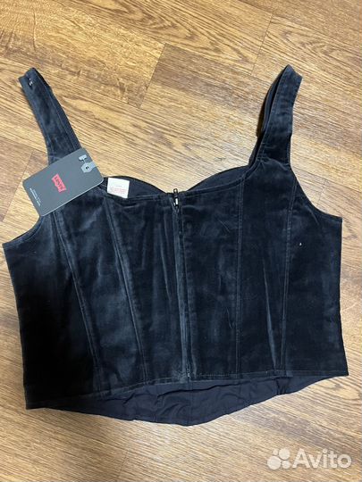 Топ levis