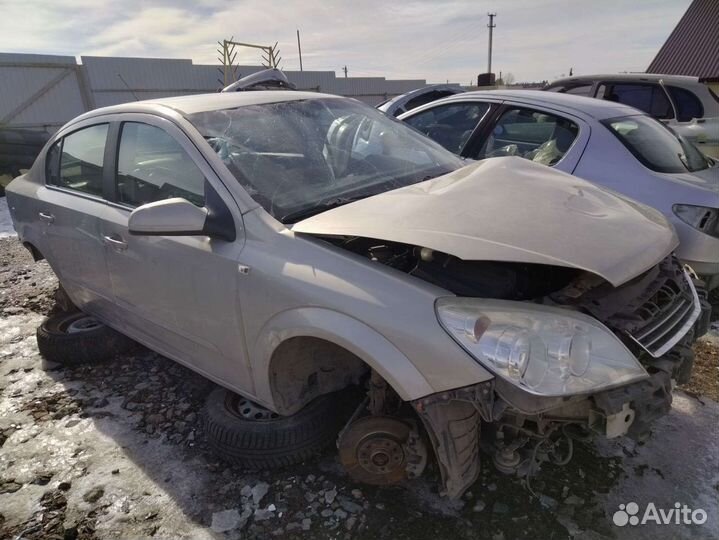 Опель Астра в разборе