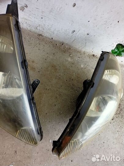 Фара на honda fit GD1