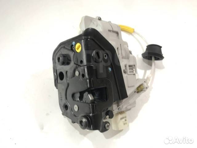 Замок двери задней левой Audi A4 B7
