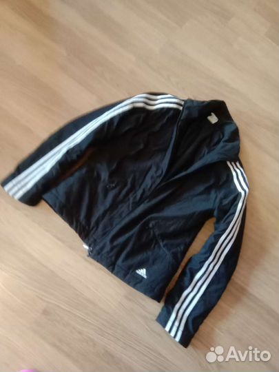Куртка adidas 46-48 зима
