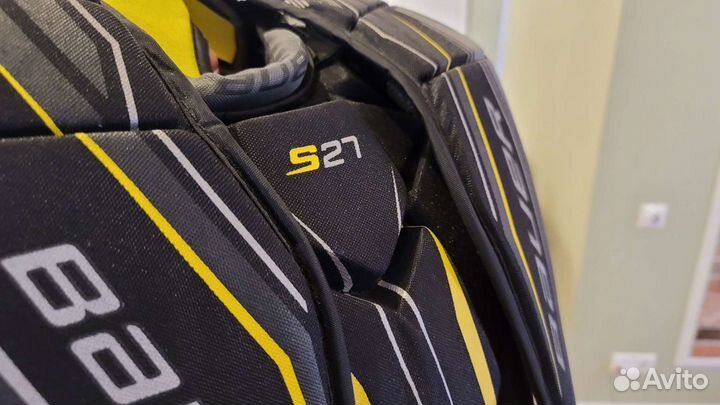 Нагрудник вратарский Bauer s27 jr