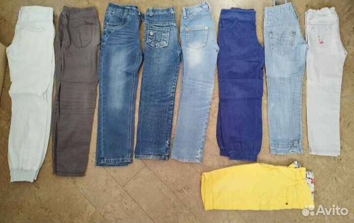 Джинсы разные на девочку разм. 122-134
