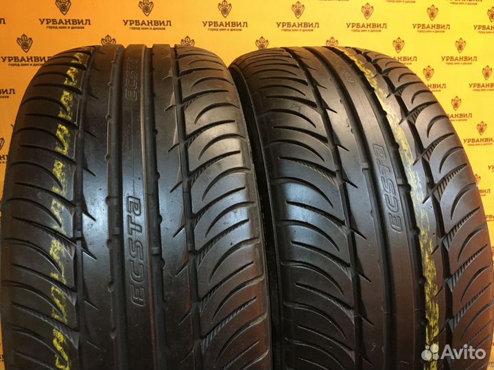 Kumho Ecsta SPT KU31 235/45 R17 97W