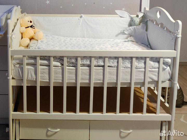 Детская кроватка
