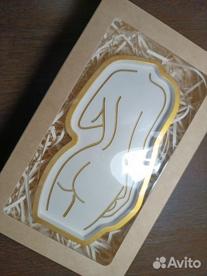 Бумажный наполнитель для подарков бежевый и белый