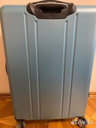 Чемодан в нормальном состоянии