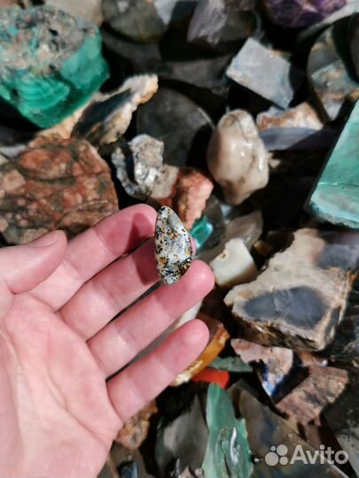 Опал Леопардовый, кабошон