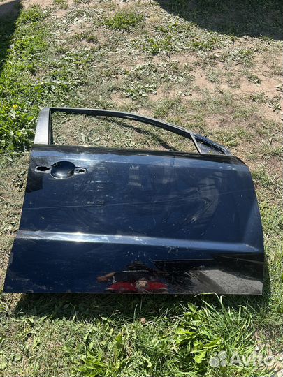 Передние двери правые geely emgrand x7