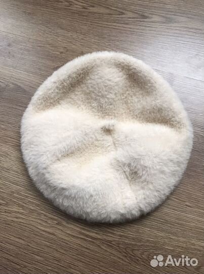 Берет женский новый