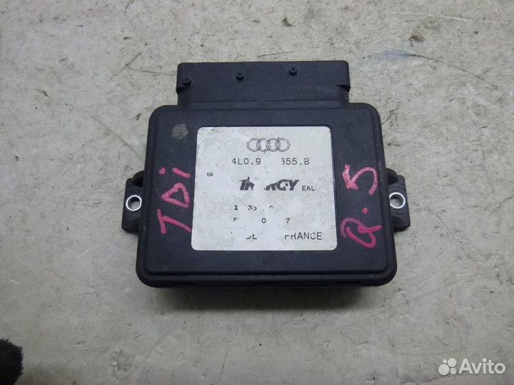 Блок электронный audi Q5 2008