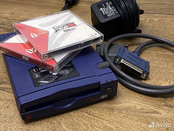 Iomega Zip Drive 100mb накопитель на дискетах