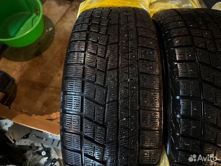 Yokohama Ice Guard IG60 215/55 R17 94Q