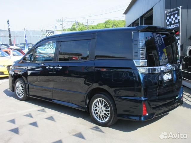 Toyota Voxy, 2020