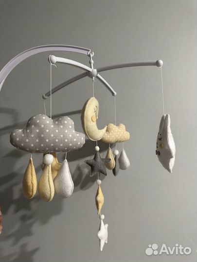 Мобиль на кроватку lovebabytoys