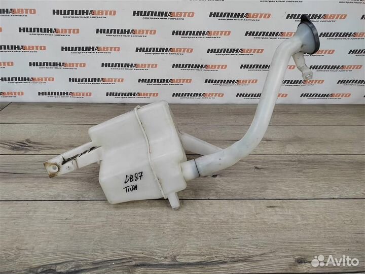 Бачок омывателя nissan Tiida 1 C11