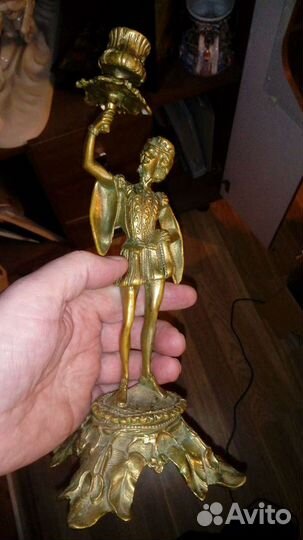 Старинный подсвечник