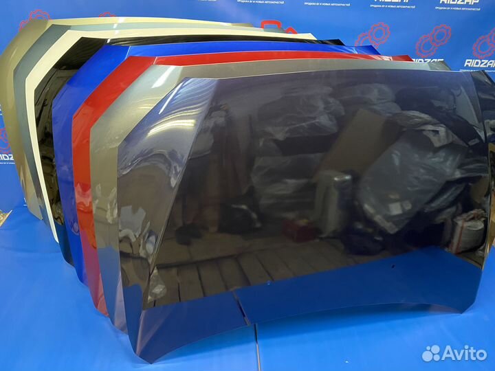 Капот Lancer 10