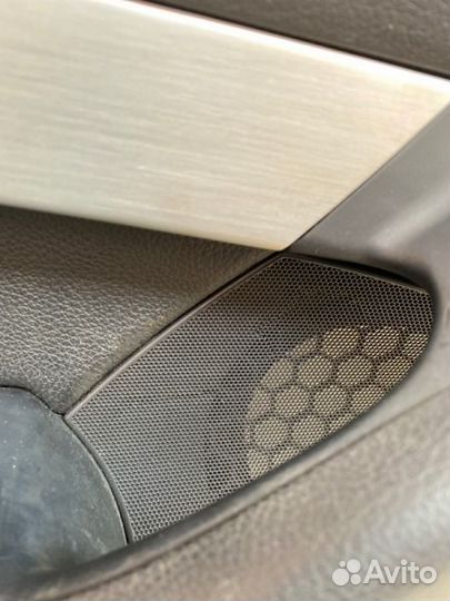 Обшивка двери передняя левая Audi A6 4F5 AUK