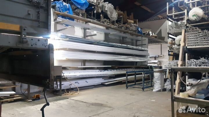 Подоконник ламинированный Угольно-коричневый