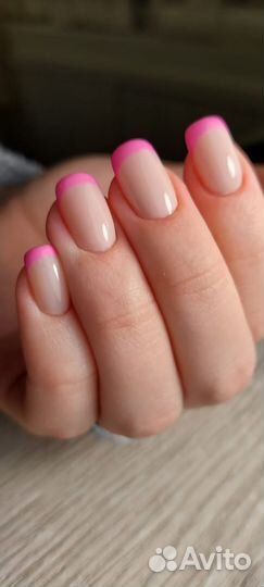 Маникюр и педикюр