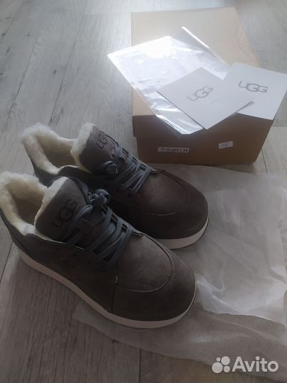 Кроссовки зимние женские 39размер