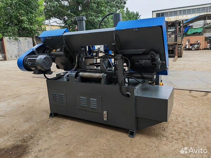 Ленточнопильный станок, колонный MetalTec BS300CH
