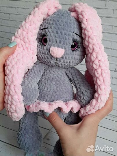 Вязаный Заяц ручной работы