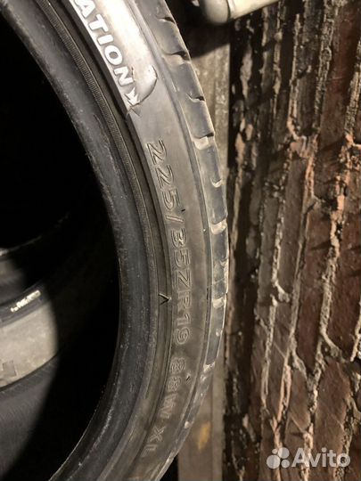 Delinte Thunder D7 225/35 R19