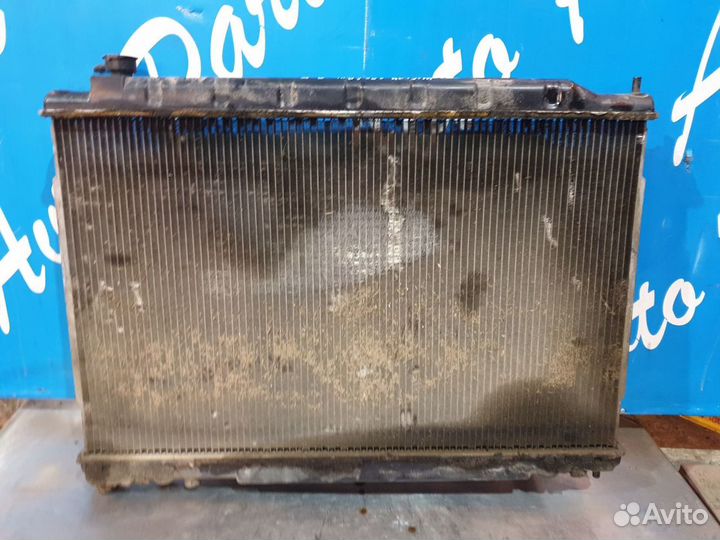 Радиатор охлаждения Ниссан Пресаж Т31 03-09 2,5л