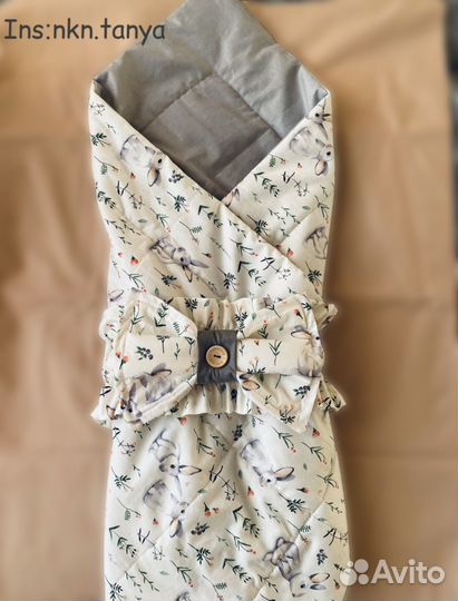 Бортики в кроватку новые комплект