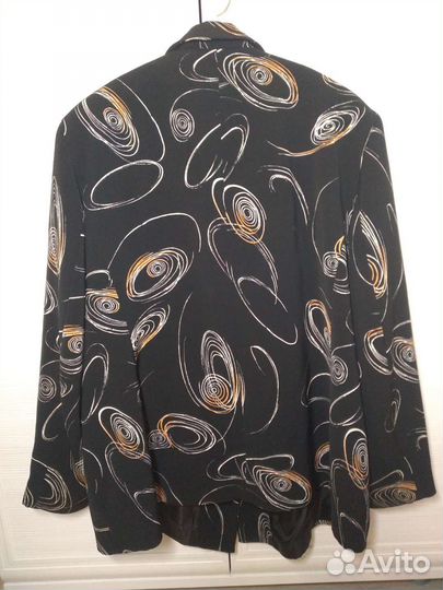 Черный пиджак