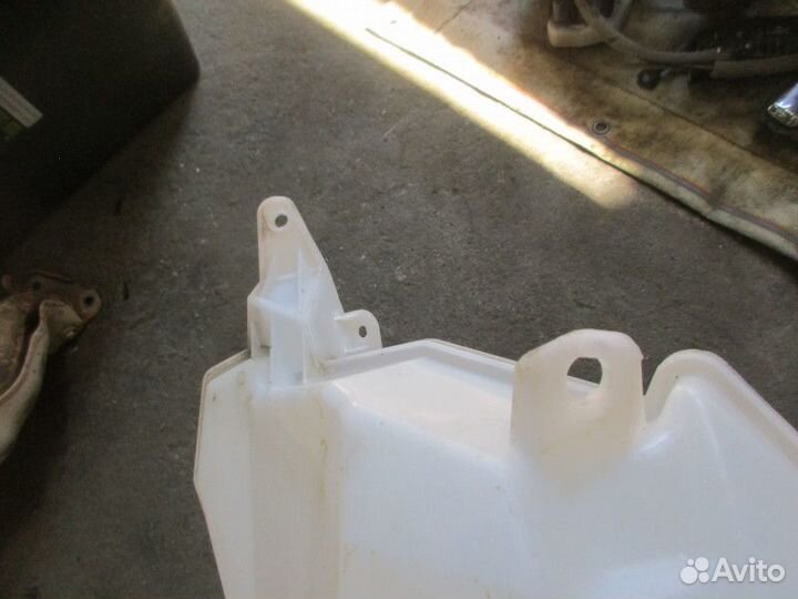 Бачок омывателя Nissan Almera (G15) 2013-2018