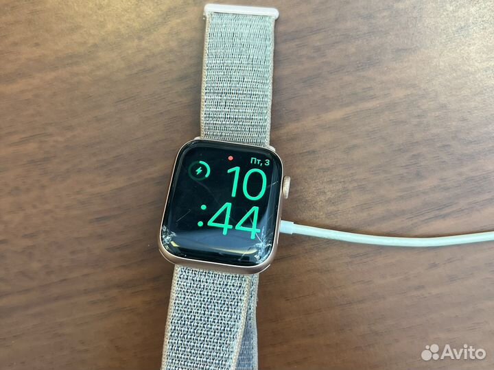 Часы apple watch 4 44 mm