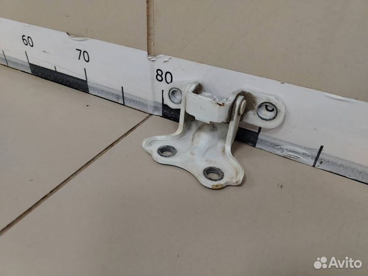 Петля двери задней левой верхняя Kia Rio 3 UB 2011-2017