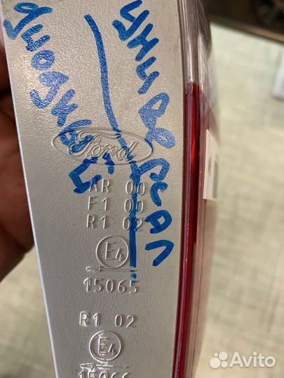 Фонарь в крышку багажника левый Ford Focus 3