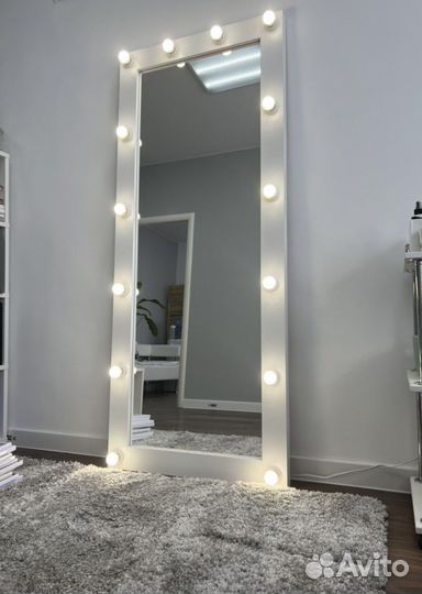 Напольные зеркала с подсветкой в полный рост