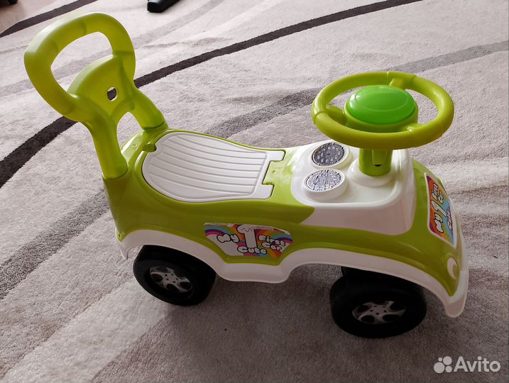 Машинка-каталка