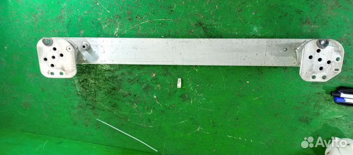 Усилитель заднего бампера Peugeot 308